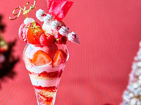 【平日】「大人のご褒美クリスマスパフェ～Strawberry Shortcake～」