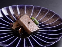 ＜カウンター席限定プレクリスマスディナープラン＞ 豪華食材を使用した8品のスペシャルフルコース　グラスシャンパン付き