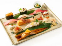 ◎季節の板さんおまかせにぎり（4,180円税込）