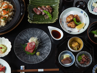 【1月1日〜4日】夜会席 　8,000円