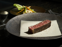 [December only] Kobe beef + blue lobster course