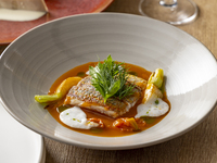 Dinner Set A+シャンパン1杯付き