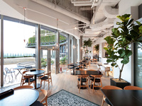 Reservasi hanya untuk tempat duduk (makan siang Tahun Baru)