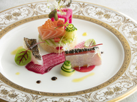 [Weekday Late Lunch 13:30-14:00 Only] FLORAISON