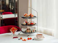 【2月2日起】草莓巧克力下午茶 / 含免費飲品