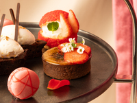 【2月2日〜】14時限定 / バンカーズバーでバレンタインアフタヌーンティー / フリードリンク付