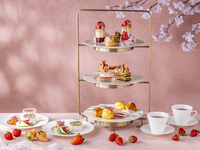 【3/1～4/30】  Sakura & Strawberry Selection evening high tea + champagne freeflow