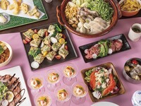 [Saturdays, Sundays, and public holidays dinner buffet for adults/120 minutes] All-you-can-eat options include the popular cotton candy time for children, beef loin steak, and freshly fried tempura!