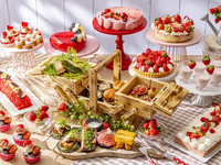 [Sow Experience Afternoon Tea Ticket PLUS (Product ID 1151)] Includes a toast drink! "Meat Afternoon Tea with Strawberry Sweets Buffet" (for 2 people)