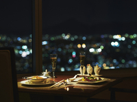 土日祝限定【プレミアム/デートコース】14種/幸せの青い泡「オンダ・ブルー」付き肉と魚がどちらもWメイン♪四季折々の食材をお楽しみ下さい