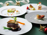 【Christmas 2025】Christmas Dinner  〈CourseLimited to December 24 & 25〉*** 20:00 or 20:30***