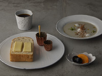 シンプルモーニング 厚切りトースト【 ¥1,800円(税別) 】