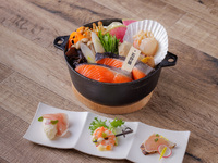 Shabu-shabu Hokkaido Ishikari nabe course