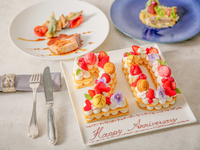 【誕生日や記念日に】クリスマスに祝おう！数字が選べるナンバーケーキ付！全6品お祝いフルコース！乾杯スパークリング付（土日祝）