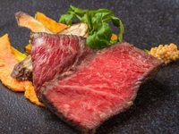 カウンター席限定プラン選べる2ドリンク＋【米門】国産牛内もものステーキや河豚の唐揚げ、炊き込みご飯など豪華会席