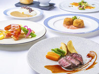 【2026新春特別プラン¥10,000→￥6,500　】選べる3D付き新春ホテルディナーコース　大正カニクリームコロッケ、国産牛ローストビーフ、黒トリュフリゾットなど全7品