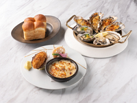 【週末ランチ】焼・蒸が楽しめる牡蠣コース