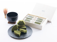 天空の抹茶カットバウムクーヘン