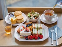 KIKI's Afternoon Tea Set -Umeda Style- [Strawberry Thief] (15:30～16:50）