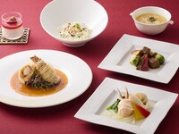 【WEB限定★乾杯ドリンク付★1,2月】皇帝の海老と蟹の饗宴ディナー