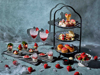 [2/1~4/30] <Weekdays, 1st Entry: 2:00 PM> Special Online Price! Stream Afternoon Tea - Sweet Strawberry