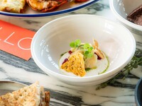 直前割【X'mas 2025】全8皿のクリスマス限定コース（テーブル席）