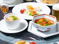 【ホールテーブル席】2名様〜 ｜ 税込4,000円（料理のみ）｜銘々盛｜接待・ディナー｜溜池山王店（サービス料0円）