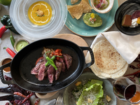 乾杯酒付き【ご褒美Share course】自慢のクラブケーキ､ハラミステーキ全7皿