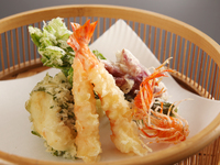 « Cours de tempura pour le déjeuner » [Du mercredi au dimanche et les jours fériés uniquement]