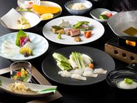Hana Kaiseki (Flower Banquet) [Recommended for entertaining, dining, and celebrations]