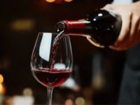 【オプション】ソムリエ厳選ワイン(4種)