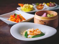 【完全個室！飲み放題付き】季節ごとの定番メニュー全７品