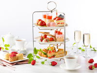 苺のアフタヌーンティー 2時間カフェフリー　乾杯スパークリングワイン付き