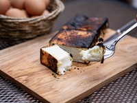 <TAKE OUT> ~Bringing Happiness~ Wood-fired Basque Cheesecake