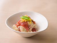 【SEAHORSE BREAKFAST BUFFET】  Enjoy approximately 40 varieties of Japanese and Western breakfast specialties, including Seahorse's signature Spiny Lobster Bisque Soup.