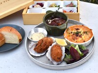 （ランチ）屋根ありテラス：冬のごちそう３種メインランチ(冬季限定)