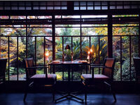 [WEEKDAY] Guaranteed window seat + Toast + WEEKDAY