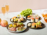 【平日限定：贅沢ハイティー】季節のスイーツと牛フィレ肉のタリアータなど＋選べるドリンク付き