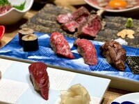 『月曜日～木曜日限定』2時間飲み放題付き【KINTANウェルカムコース】人気のプラチナユッケ、牛肉寿司黒毛和牛ほほステーキを堪能できるコース！ 8,500円 (税込)