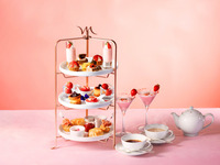 [Afternoon Tea] "Very Collection" Very Berry! A spring afternoon tea filled with strawberries and cherry blossoms