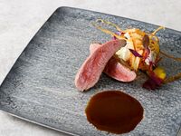 【平日限定公式サイト予約特典付き・SCAPES SUITE】ランチフルコース全8品