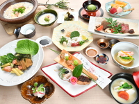 Limited-time offer: 15% off seasonal kaiseki course 30 (lunch)