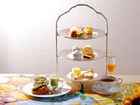 11:30 [Saturdays, Sundays, and Holidays] Nara Hotel Early Summer Afternoon Tea