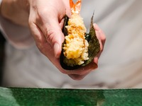 【寿司と天ぷらコース】『江戸前鮨と海老天ドック』＆『冬の味覚のご馳走天ぷら6種と黒牛の富士溶岩ステーキ』 全8品 平日特別価格5500円 / 土日祝通常価格5980円(税込) 