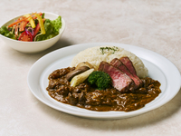 【鳥取フェア2026】鳥取和牛のスパイシーカレー　ミニッツステーキ添え