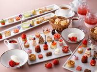 【Weekend, Public Holidays】Grand Hyatt Fukuoka's 30th Anniversary Afternoon Tea  "Strawberry Celebration"