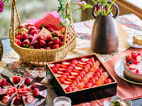 週末限定＊さくらスイーツ ビュッフェ