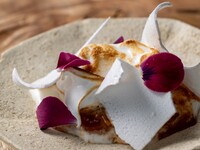 A special afternoon tea presented by former noma head pastry chef Stefano Ferraro with a toast of sparkling wine [Includes unlimited coffee, tea, and soft drinks]