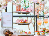 ＜土日祝＞『パスタ付き桜色のストロベリーアフタヌーンティー』 スイーツでお花見気分！～桜といちごが奏でる心ときめくひとときを～　マリアージュフレール1杯＋その他ドリンクお替り自由