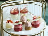 Strawberry Afternoon Tea & fresh strawberries